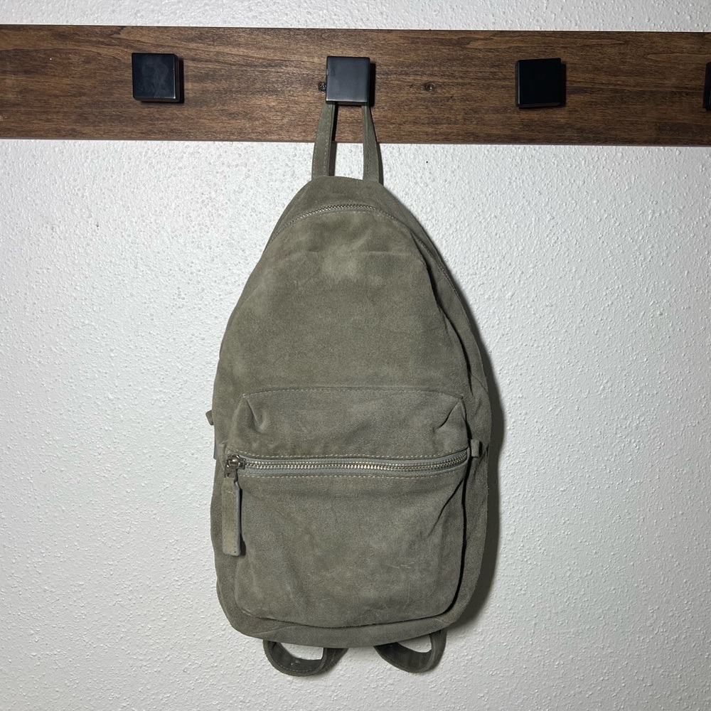 Baggu | Soft Marbled Leather Backpack